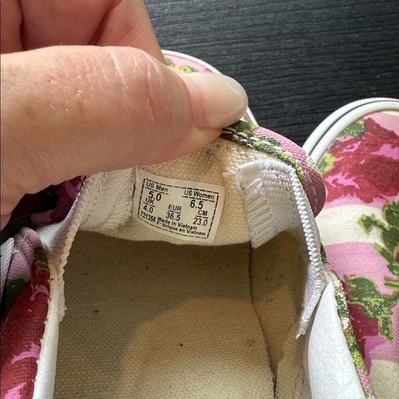 NWOT Vans Women's Floral Slip-On Loafers - Pink and Green Size 6.5 - Picture 7 of 9